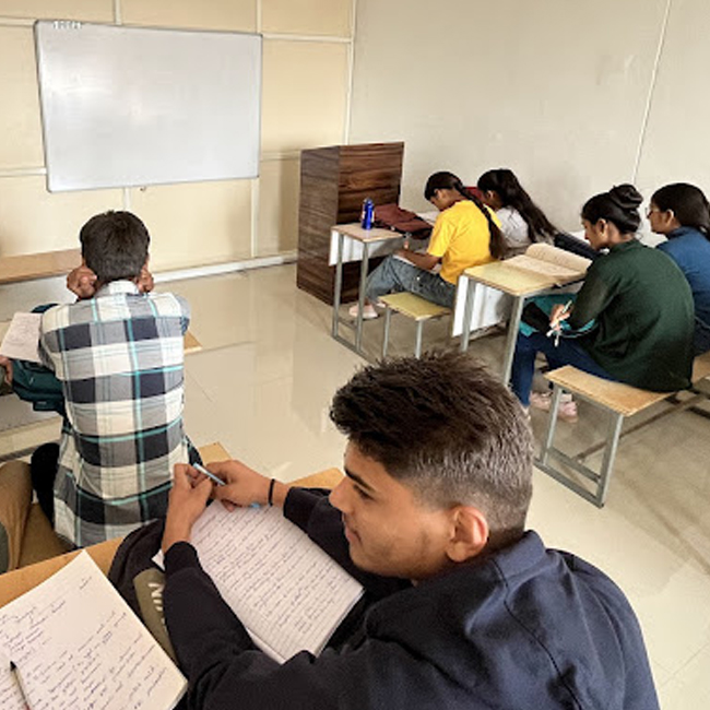 Students practicing medical procedures during hands-on training at Shree Shyam Paramedical College, Jaipur.