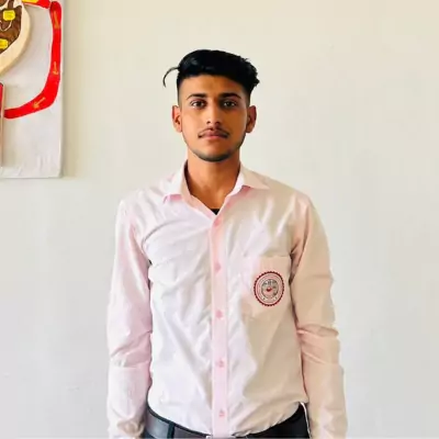 Buddi Parkash Student of DECG